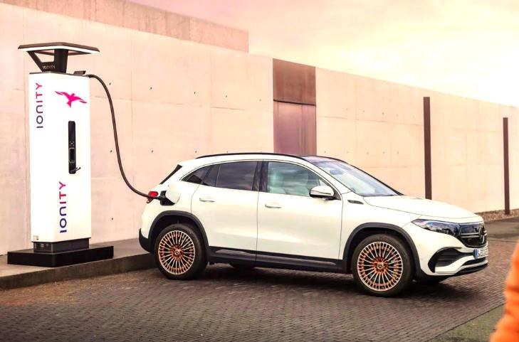 电池存在起火隐患，北京奔驰扩大召回近两万辆EQA/EQB