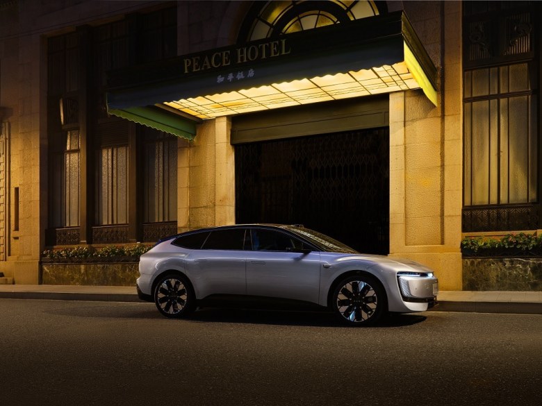 上汽奥迪与豆包跨界合作,春晚豪送E5 Sportback使用权