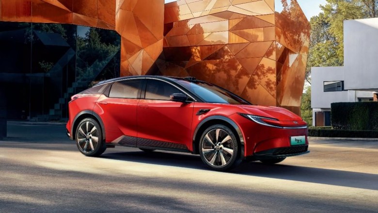 马上有丰年，一汽丰田限时置换补贴至高2万助力阖家团圆