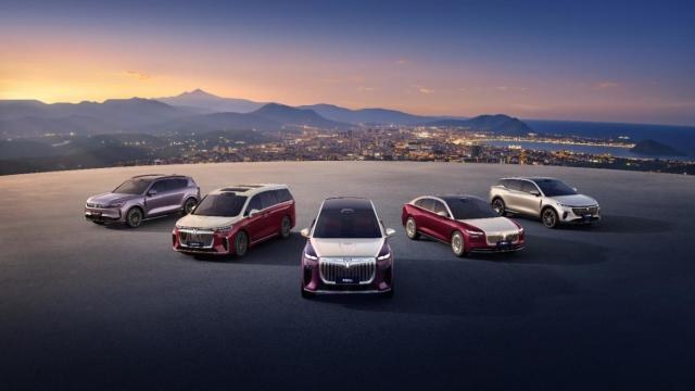 中国高端新能源品牌里程碑！岚图汽车预计3月19日在香港联交所挂牌