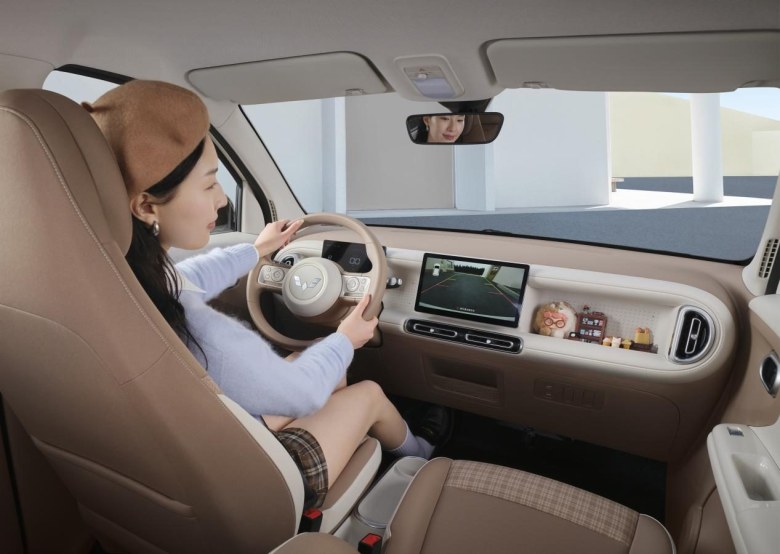 同级唯一四门四座！第五代宏光MINIEV即将上市