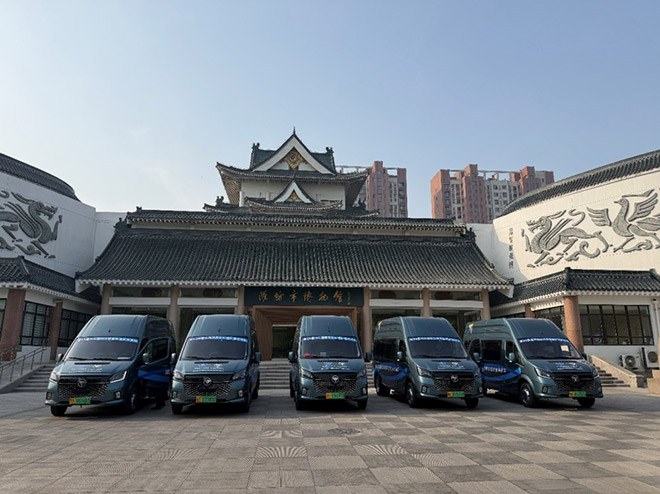  图雅诺X8荣膺第43届潍坊国际风筝会官方指定接待用车