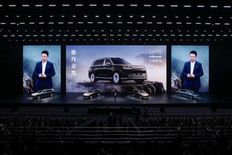 高级感硬刚MINI？五菱缤果Pro试驾：精致到不像代步车！