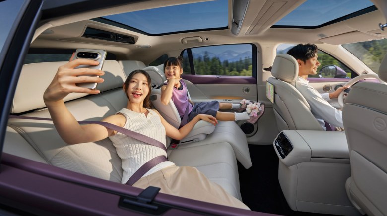 开启“阔五座”新赛道！启境GX7预售24.99万起，9月内正式上市