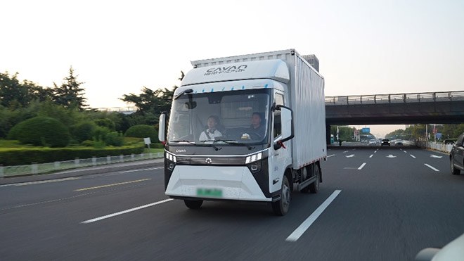 每公里只要0.12元 卡文乐途让城配物流老板大胆换车