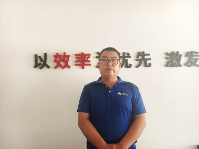 段东贺